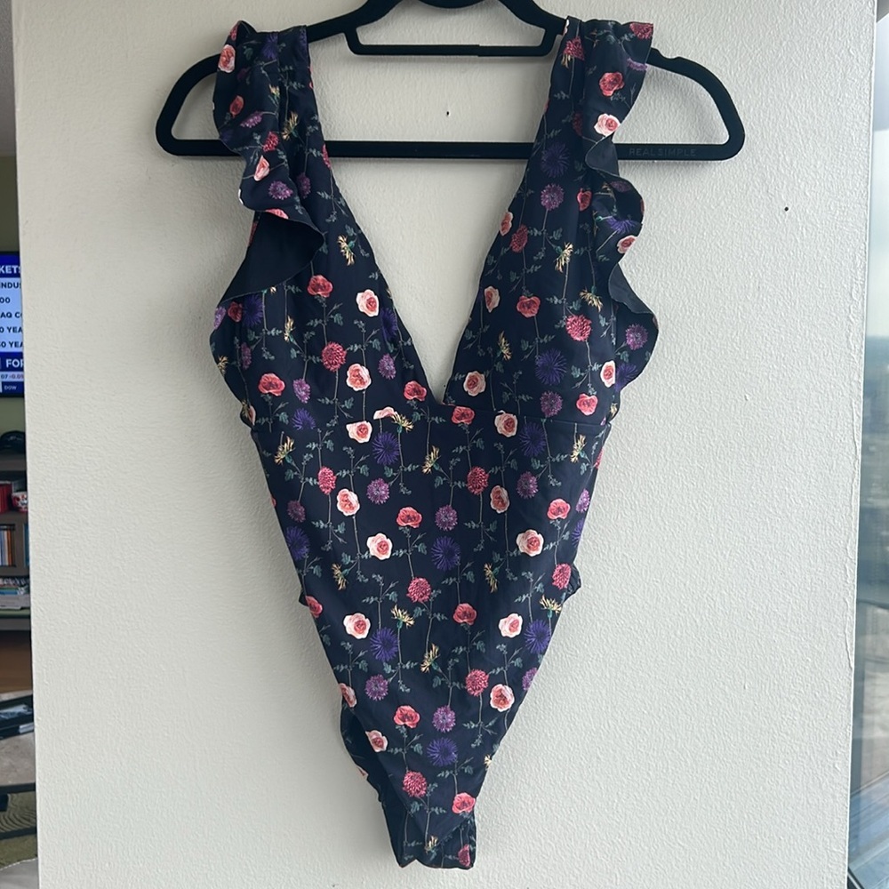 Malai floral print suit